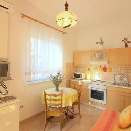 Alma A2 Novigrad Istria